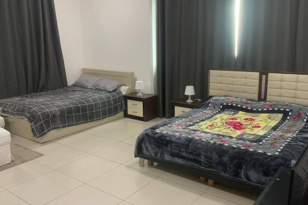 2 Bedroom With 4 King Size Beds دبي المظهر الخارجي الصورة