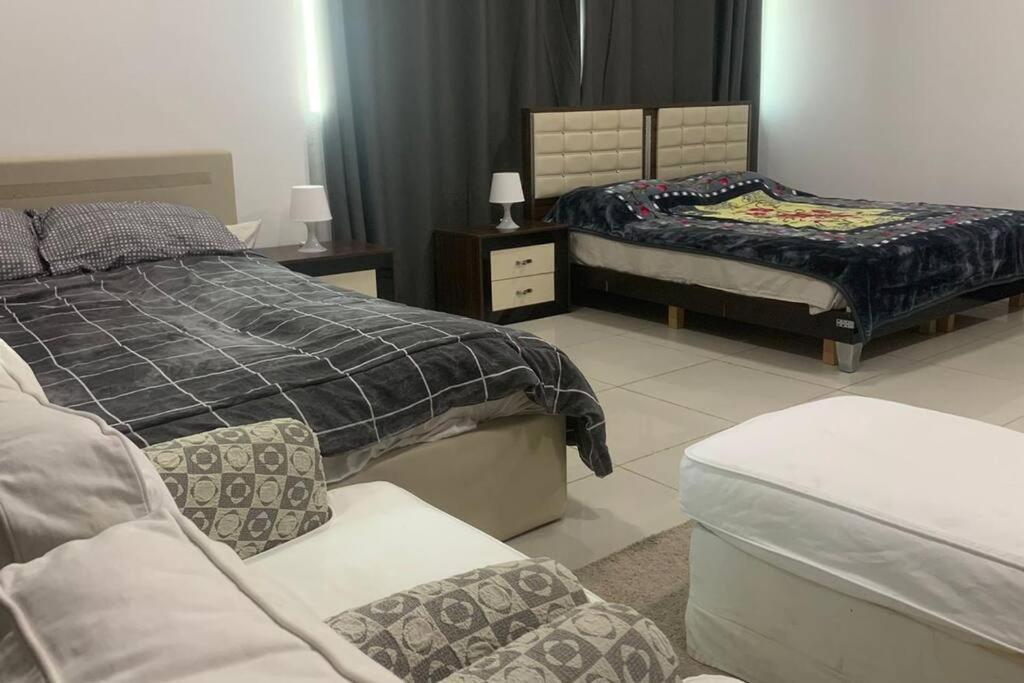 2 Bedroom With 4 King Size Beds دبي المظهر الخارجي الصورة